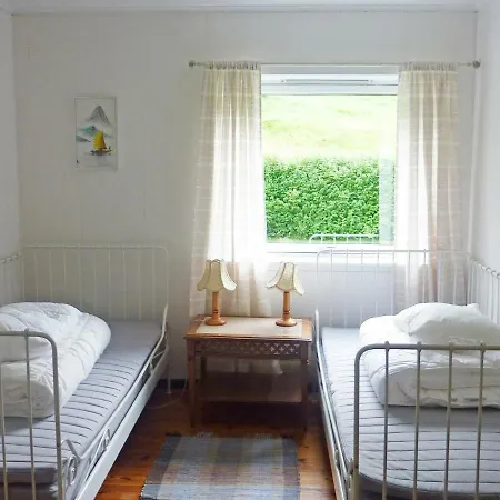 10 Person In Bygstad-by Traum Casa de Férias *