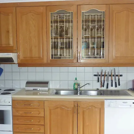 10 Person In Bygstad-by Traum Casa de Férias Bygstad