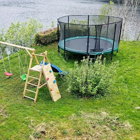 10 Person In Bygstad-by Traum Casa de Férias