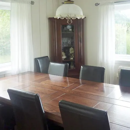 10 Person In Bygstad-by Traum 펜션 Bygstad