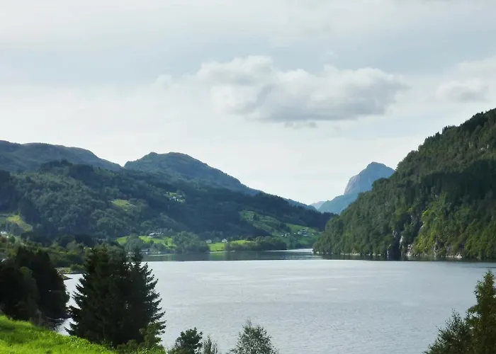 10 Person In Bygstad-by Traum Semesterbostad