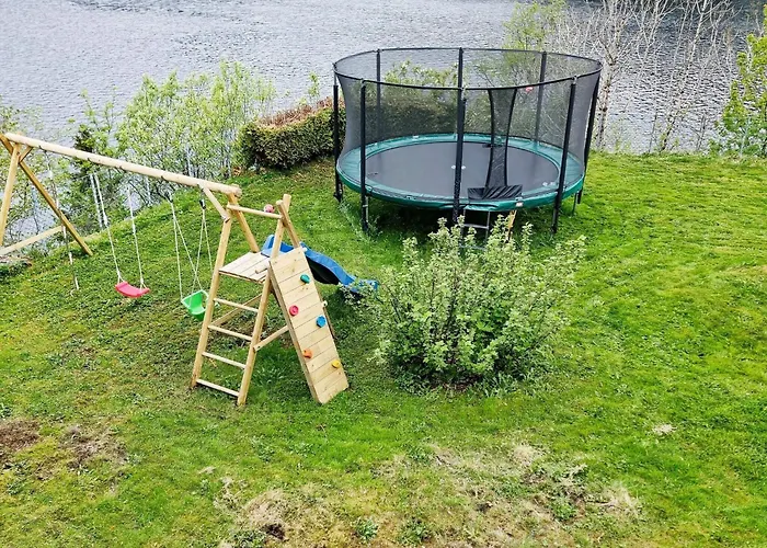 10 Person In Bygstad-by Traum Дом отдыха