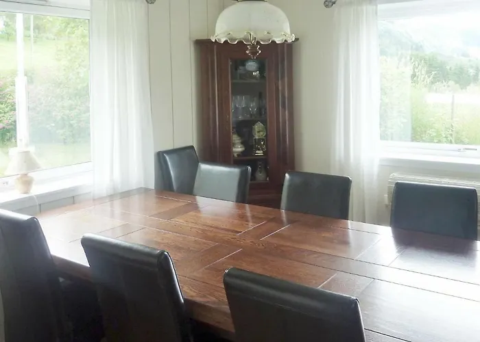 10 Person In Bygstad-by Traum Ferienhaus *